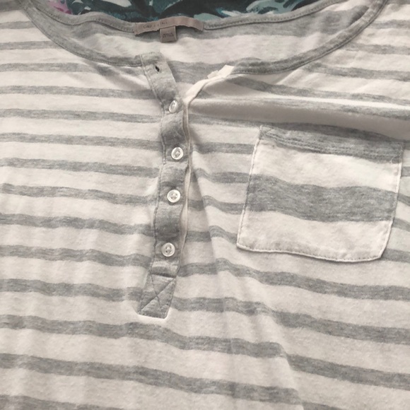 Gap Henley top - Picture 2 of 5